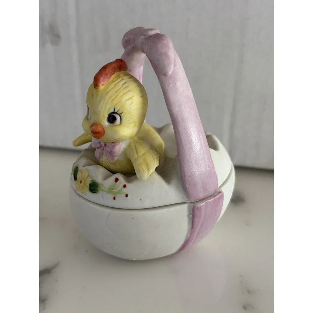 Vintage Lefton Chick In Egg Bow Trinket Box